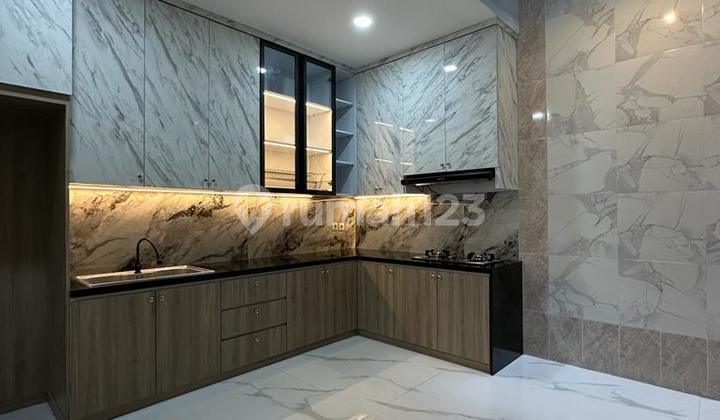 Nara Village Cluster House 8x15 Paramount Gading Serpong Semi-Furnished Renovated