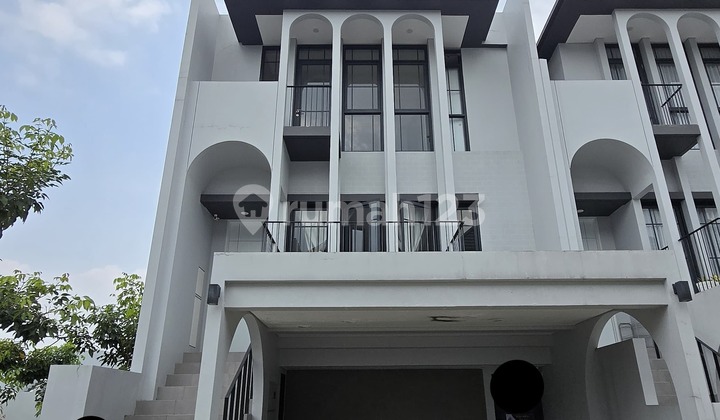 Rumah Cluster Aether 8X12 Hoek Unfurnish Baru Bsd
