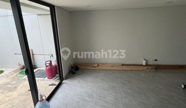 Rumah Cluster Aether 7x18 Full Renov Furnish siap huni  2