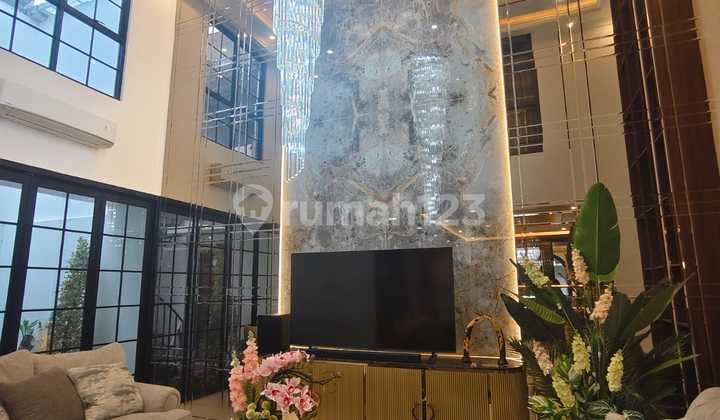 Rumah Cluster Foresta 200M Brand New Furnish Mewah BSD City