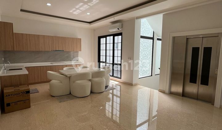 Winona Cluster House 8x18 Furnished With Lift Ready to Occupy