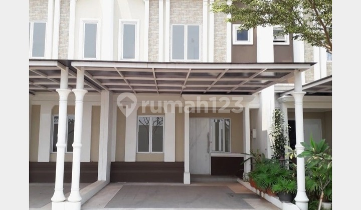 Fully renovated 3-story house, 6x15, 90m², 4 bedrooms, in Thames Cluster, JGC, Jakarta Garden City.