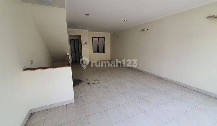 Dijual Rumah Kost Alloggio 2 Unit Gandeng Brand New Masih Kosong Gak Ada Sekat. Byn 2