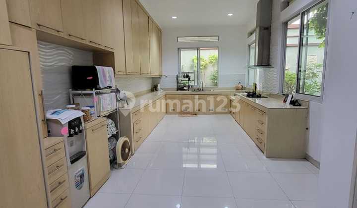 For Sale Lavender Silk Luxury House Alam Sutera 2