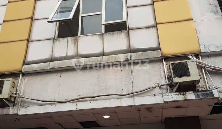 Disewakan Ruko Golden Boulevard 3 lantai siap pakai di BSD City - Apriefa