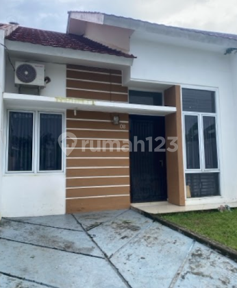 Di Jual Rumah Strategis, Seduduk Putih 1