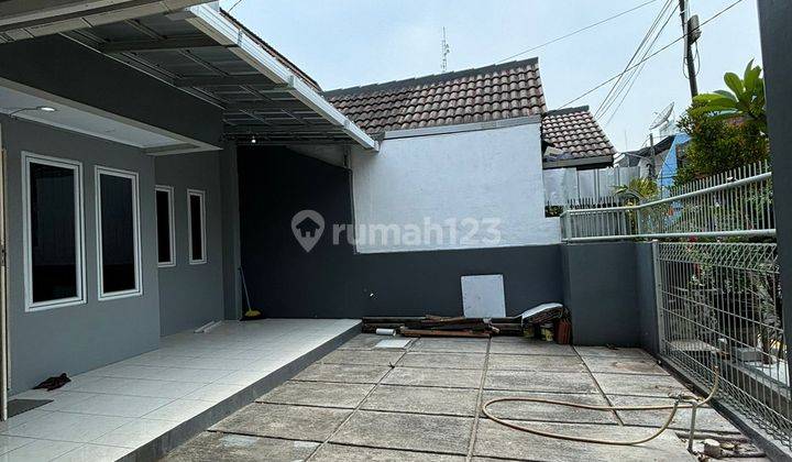 Rumah Minimalis Bagus Dan Asri di Komplek Griya Harapan, Harapan Indah 1