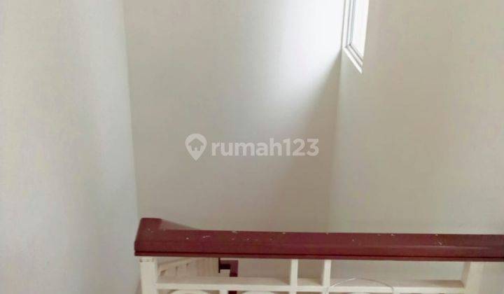 Rumah Minimalis Cantik di Cluster South Thames, Jgc, Jakarta Timur 2