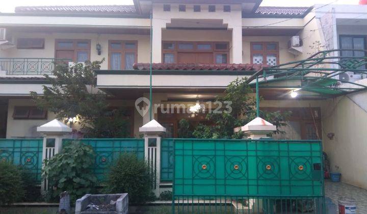 Rumah Cantik Dan Nyaman di Alamanda Indah, Pejuang, Medan Satria, Bekasi 1