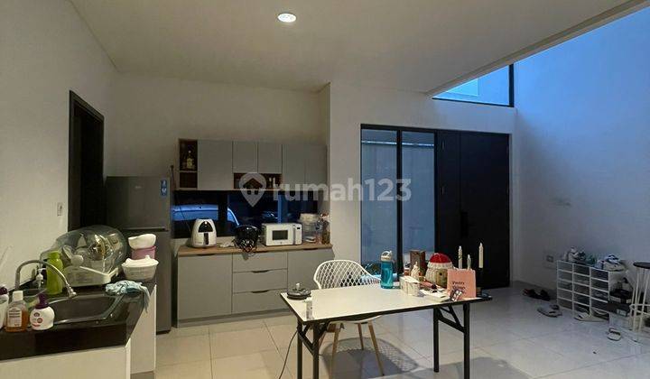 Rumah Menarik Dan Cantik di Cluster Wisteria Metland Jakarta Timur 2