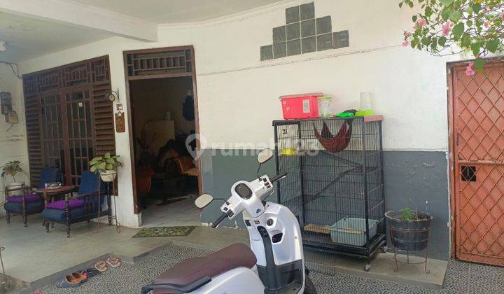 Rumah Minimalis Sederhana Dan Nyaman di Bintara 1 2