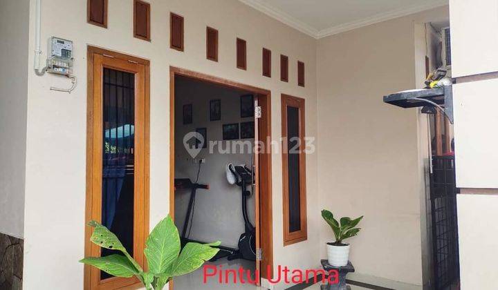 Rumah Minimalis Cantik di Komplek Depnaker, Jaka Setia, Bekasi 1