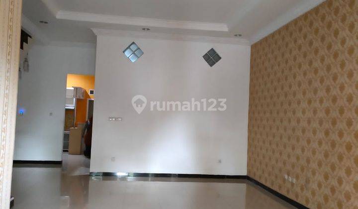 Rumah Cantik Dan Nyaman di Cluster Bulevar Hijau Harapan Indah, Bekasi 2