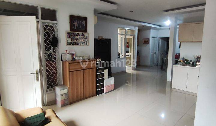 Dijual Rumah di Duta Garden, Jakarta Barat 1