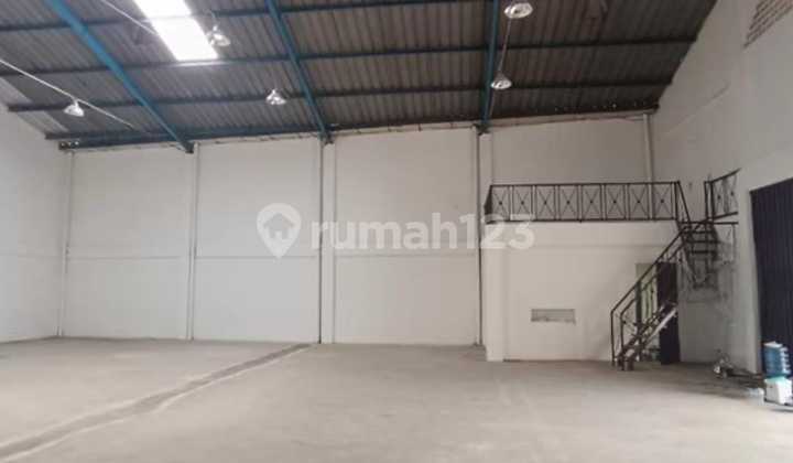 Termurah Dijual Cepat Gudang Panunggangan Kebon Nanas Tangerang