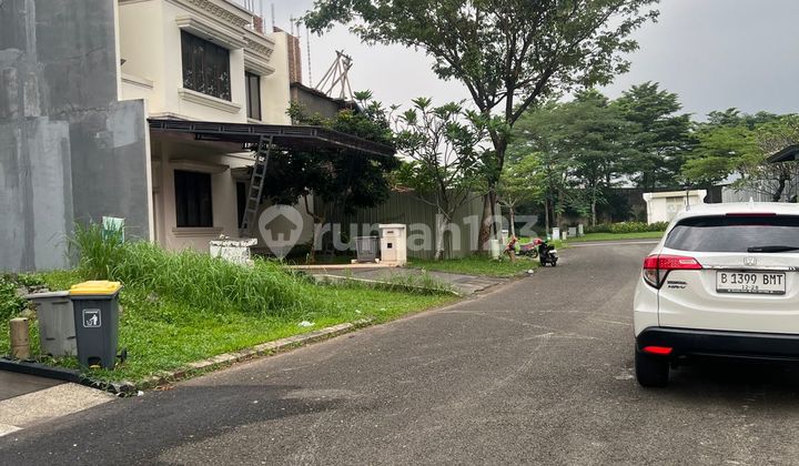 Dijual Cepat. Kavling Cantik. Scarlet. The Spring. Gading Serpong. Tangerang. Kotak. Timur. Strategis. 250 M2. Lebar Muka 10.