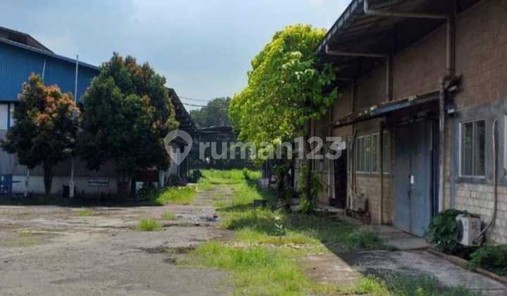 FOR SALE. READY-TO-USE WAREHOUSE. NAROGONG STREET - BEKASI CITY