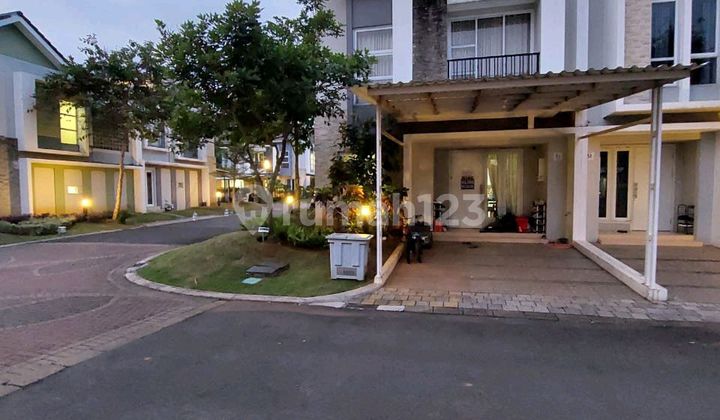 For Quick Sale. Nice House In Verdy, Symphonia. South Huk. Gading Serpong. Tangerang. Competitive Price. Freehold Title. Affordable.