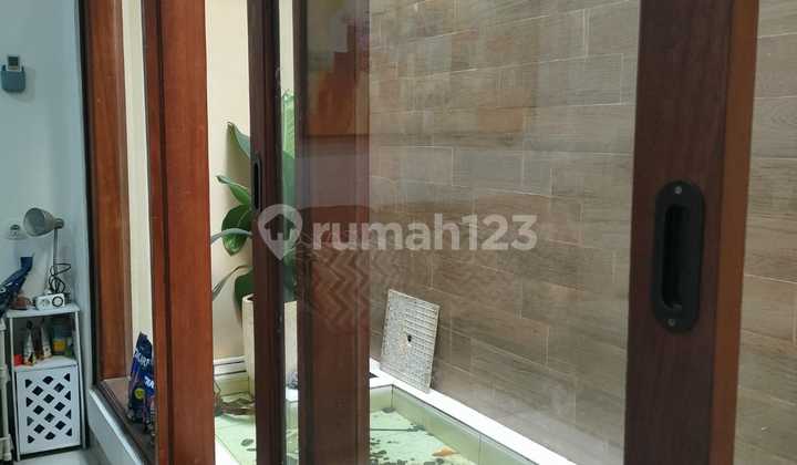 Quick Sale. Nice House. Latigo Village. Gading Serpong Tangerang. South. PPJB. 4 Bedrooms. Renovated. Fully Furnished. Cheap. Competitive Price. Move-in Ready. 2