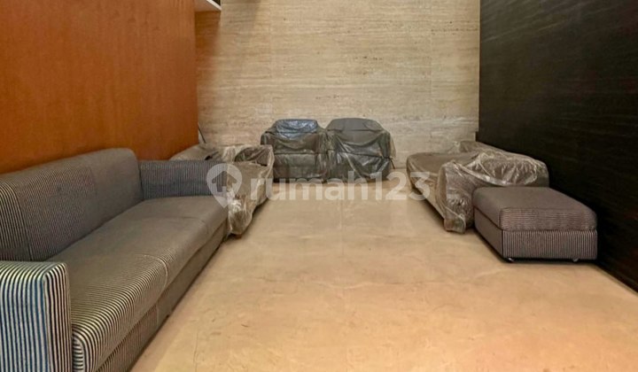 For Quick Sale. Commercial Building in Kebayoran Baru. Near Blok A MRT Station. Blok A Busway. South Jakarta. 4 Floors. Strategic Location. Good. High Visibility for Showroom, Clinic, etc.