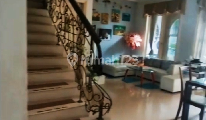 Jual Cepat. Rumah di Cluster Sapphire. Pondok Hijau Golf Phg. Gading Serpong. Tangerang. Selatan. Murah. Turun Harga. Kompetitif. Selatan. PPJB. Sebelah Taman Fasum. Ada KT Bawah 1