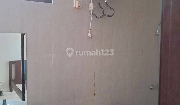 kamar mandi dijual cepat. rumah baru cluster
