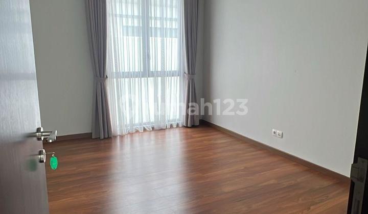 Rent. Rent. House in Lakewood. Navapark, BSD. Tangerang. Good. Beautiful. Semi-furnished.