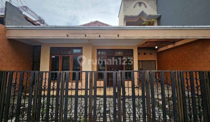 Disewakan Rumah 1,5 Lantai Dekat Simpang Lima Semarang 2