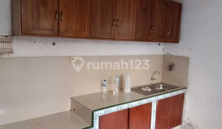 Dijual Rumah Semi Furnished bebas banjir di Semarang Barat 1,5 Lantai 2