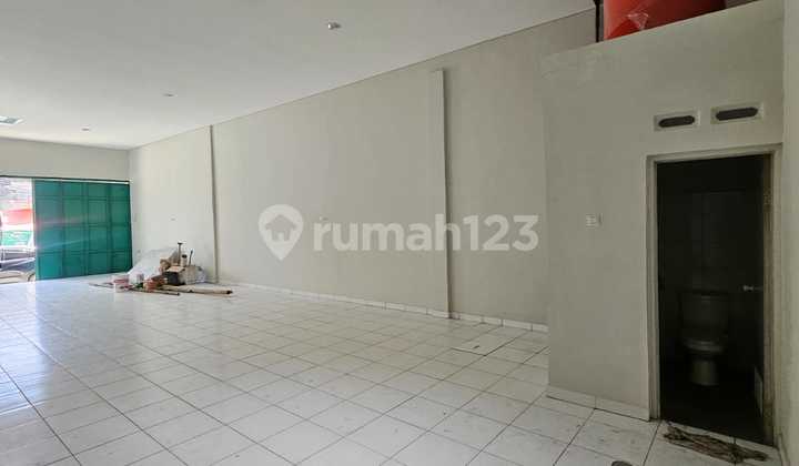 Ruko Strategis Pinggir Jalan Majapahit Raya Semarang Lebar 5,5 Meter 2