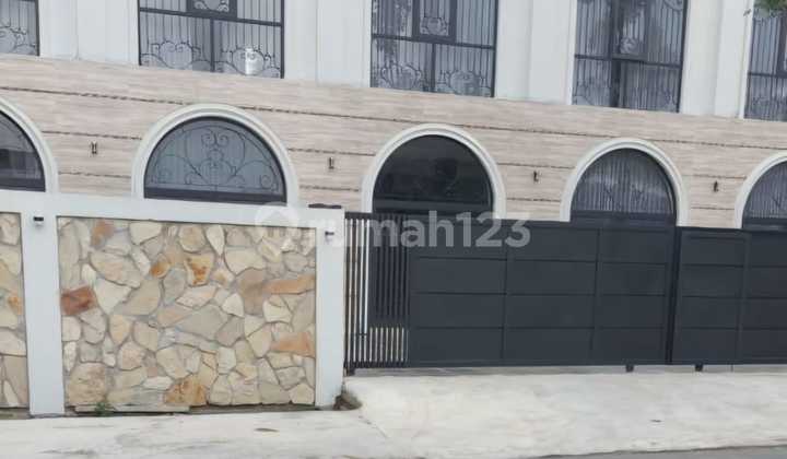 Ruko Baru Gress Besar dan Lebar di Gunung Pati Semarang 2 Lantai 1