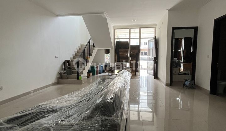 For Rent: PIK 2 Semi-Furnished House For Rent: PIK 2 Semi-Furnished House