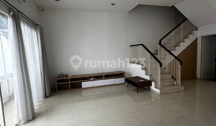 Dijual Rumah Pik Crown Golf 8X24 Furnish