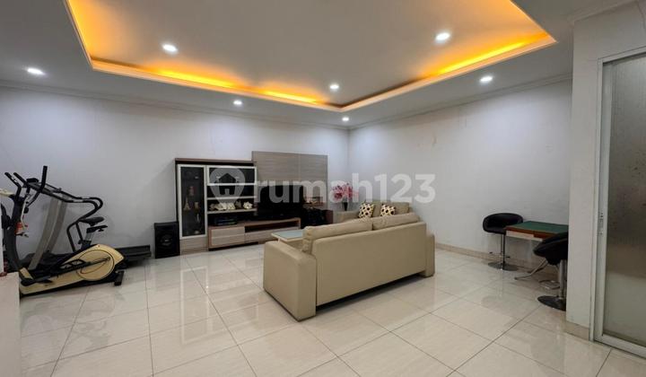Dijual Rumah Bandengan Selatan Semi Furnished Hadap Selatan 2