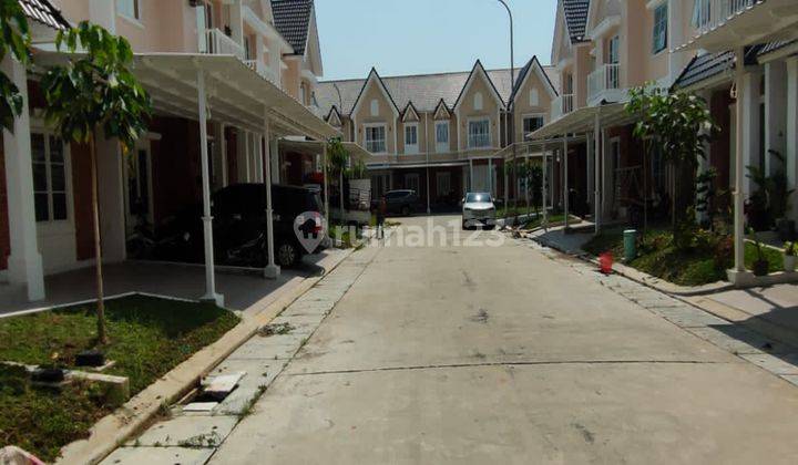 Dijual Rumah Townhouse Komplek Medan Resort City  1