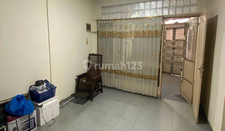 Dijual Rumah Jalan Malaka Lokasi Strategis 1