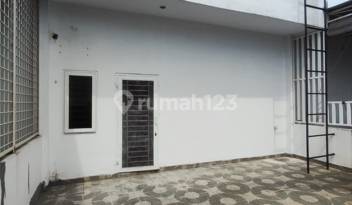 Disewakan Rumah Baru Komplek Tuasan Estate Siap Huni