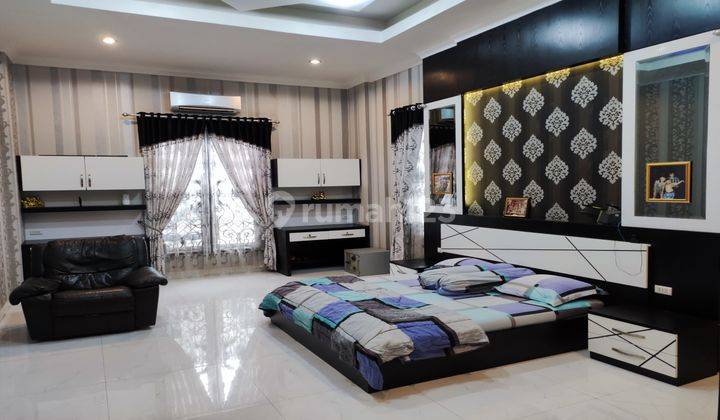 Dijual Rumah Mewah Komplek Mutiara Residence Full Furnished 2