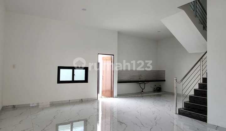 Disewakan Rumah Komplek Ibiza Haus Daerah Amplas Baru Siap Bangun 2