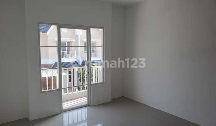 Disewakan Cepat Rumah Komplek Merci Daerah Johor Lokasi Nyaman 2