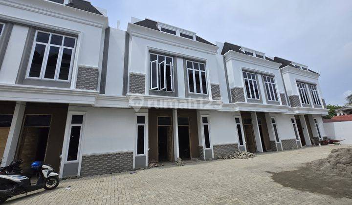 Dijual Rumah Baru Komplek Sekip Luxe Jalan Setia Baru 2