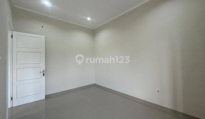 Rumah Bangunan Baru 2 Lantai, Di Cinere Dekat Dengan Rs Puri 2