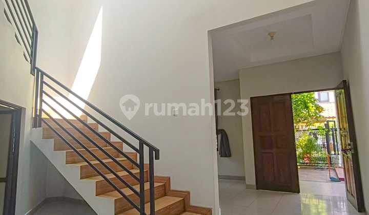 Modern Corner House in Bintaro Sector 7 – Spacious &amp; Strategic 2