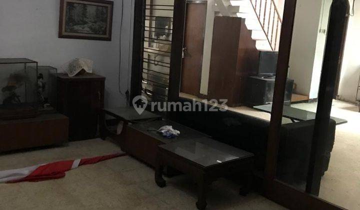 Dijual Rumah Tua Hitung Tanah Di Area Gudang Peluru Lokasi Strategis  2