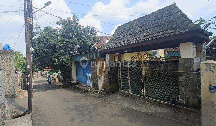 Rumah Hitung Tanah Cocok Untuk Kost Atau Kantor 1