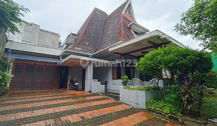 Rumah Klasik Bagus Shm - Sertifikat Hak Milik Dilokasi Premium Di Menteng 1