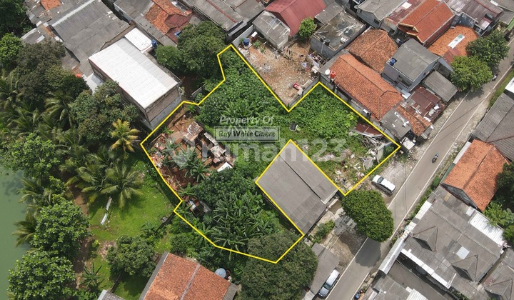 Land Plot in Cilandak Suitable for Business, Townhouse, and Boarding Houses, 15 Minutes Walk to Simatupang.