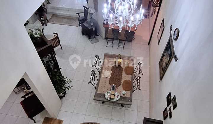 2-Storey Ready-to-Occupy House in Cinere. Strategic Location. 2