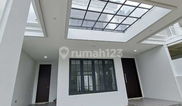 Brand New House di Kompleks Megapolitan Cinere