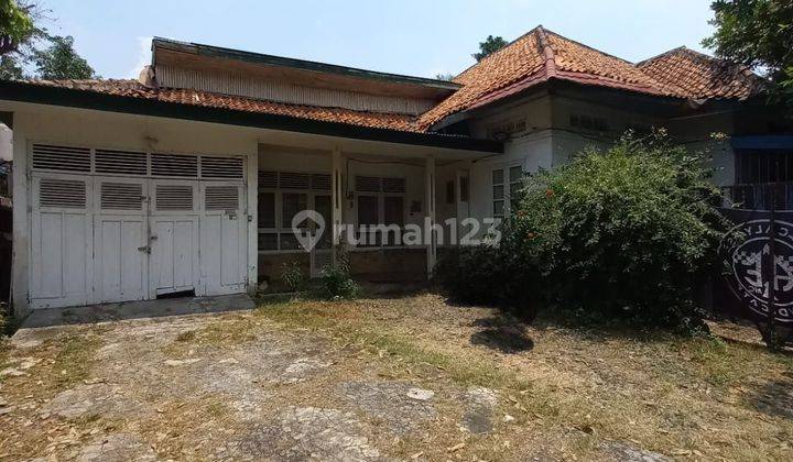 Rumah Vintage  Belanda Dijual Sangat Murah, Hgb, Hadap Timur 1